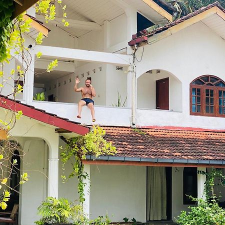 Sunny'S Garden Hotel Ambalangoda  Extérieur photo